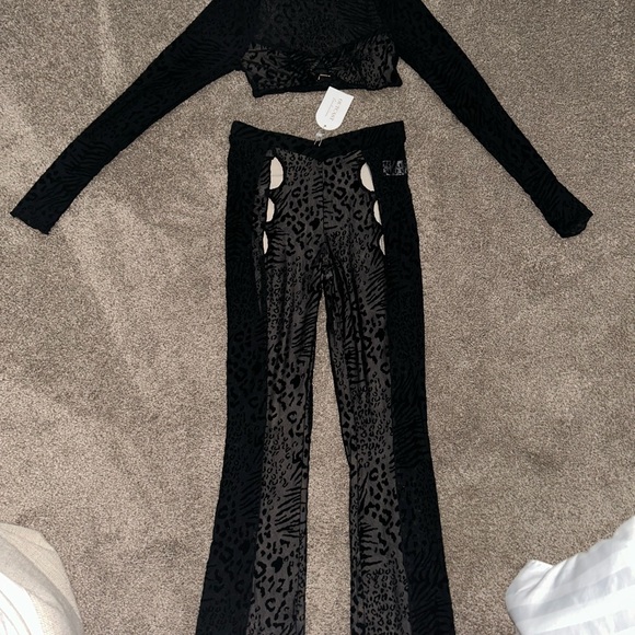 Two Piece Set - Picture 2 of 5